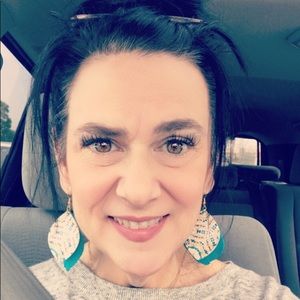 Meet your Posher, Peggy